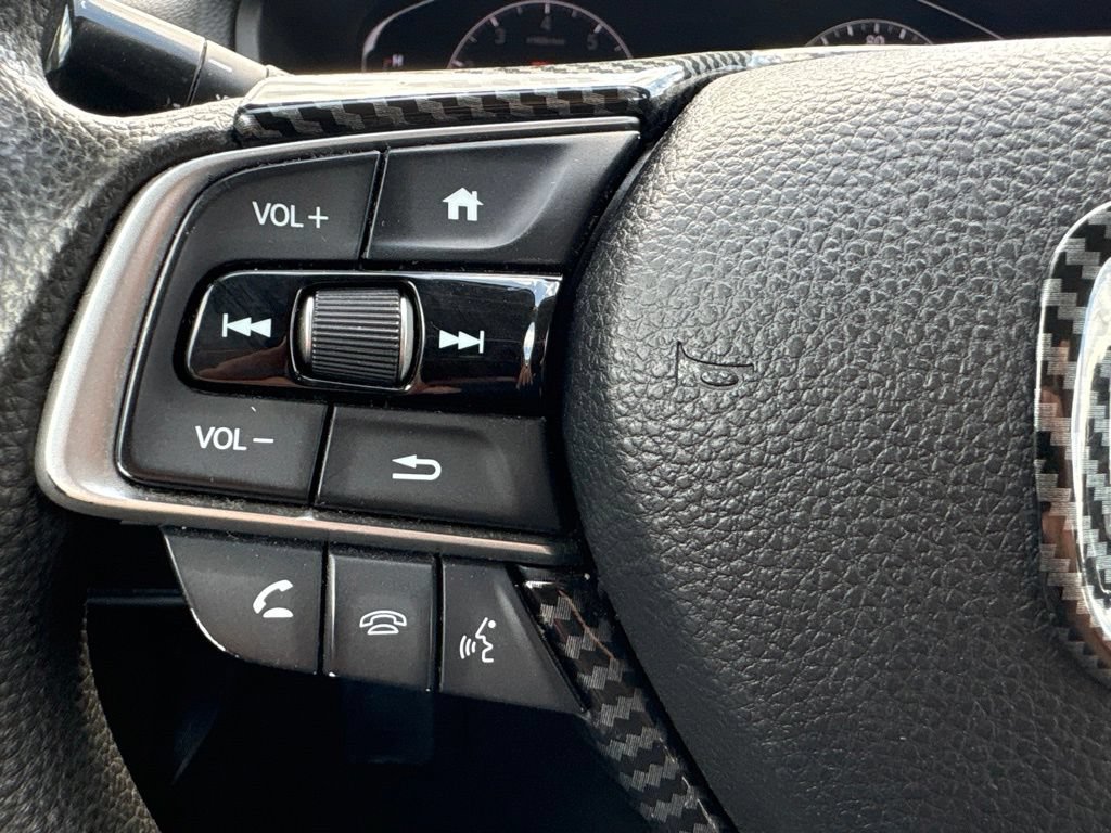 Used 2018 Honda Accord EX image 18