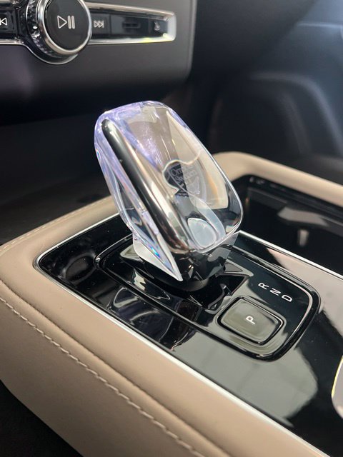 New 2026 Volvo XC90 T8 Plus w/ Protection Package AWD/4WD image 12