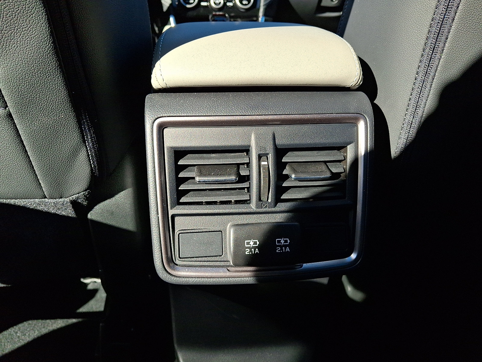 Certified 2024 Subaru Forester Limited AWD/4WD image 11