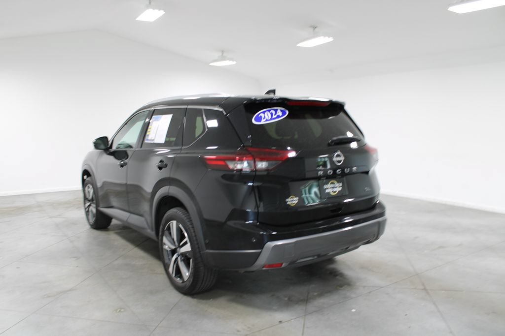 Used 2024 Nissan Rogue SL FWD image 7