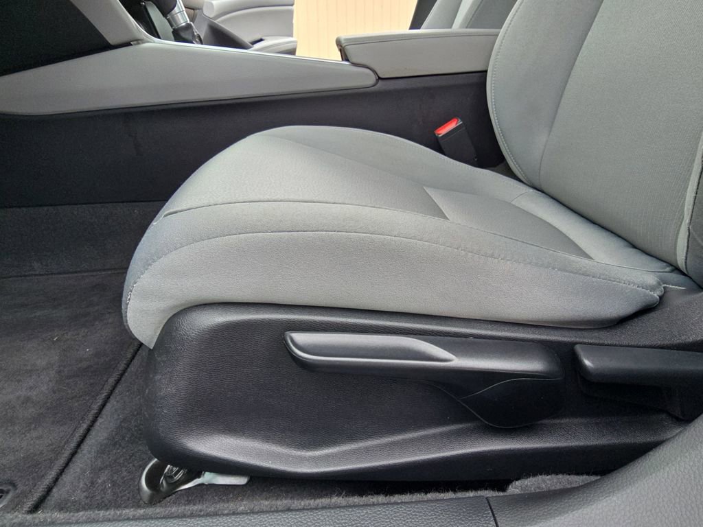 Used 2020 Honda Accord LX image 29