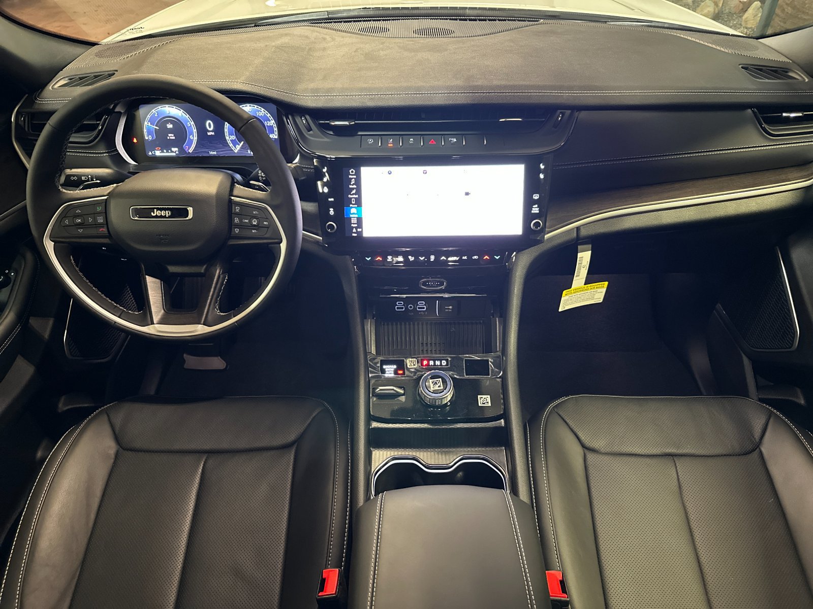 New 2026 Jeep Grand Cherokee Limited AWD/4WD image 12