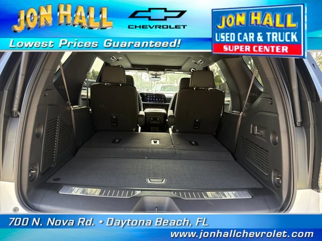 Used 2025 Chevrolet Tahoe High Country AWD/4WD image 11