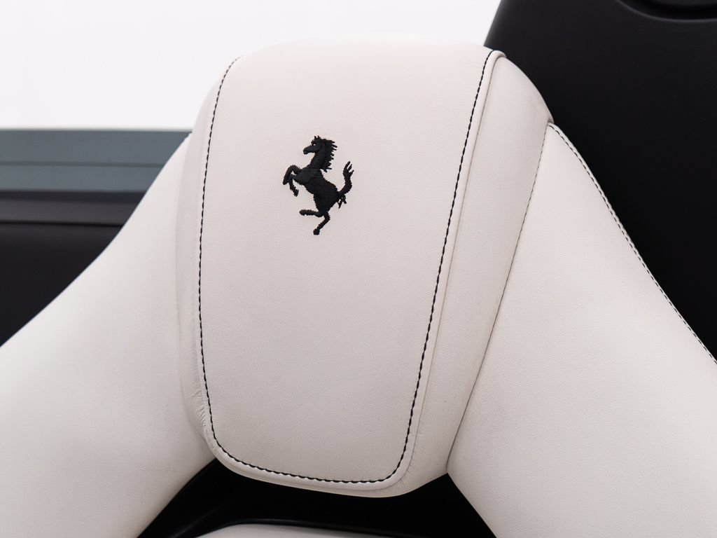 Used 2018 Ferrari 488 Spider RWD image 25