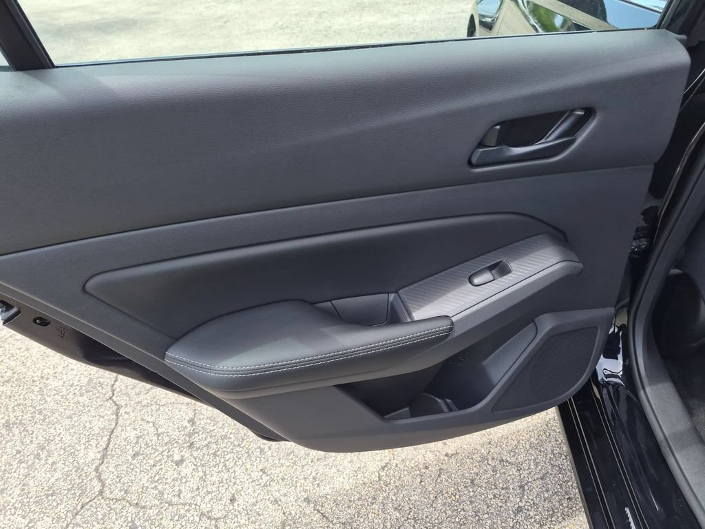Used 2025 Nissan Altima 2.5 SV FWD image 26