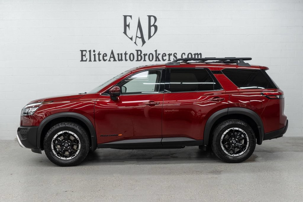 Used 2023 Nissan Pathfinder Rock Creek AWD/4WD image 2