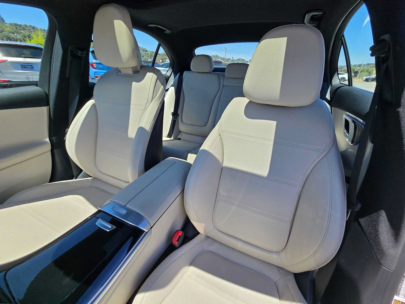 Used 2024 Mercedes-Benz C 300 Sedan image 21