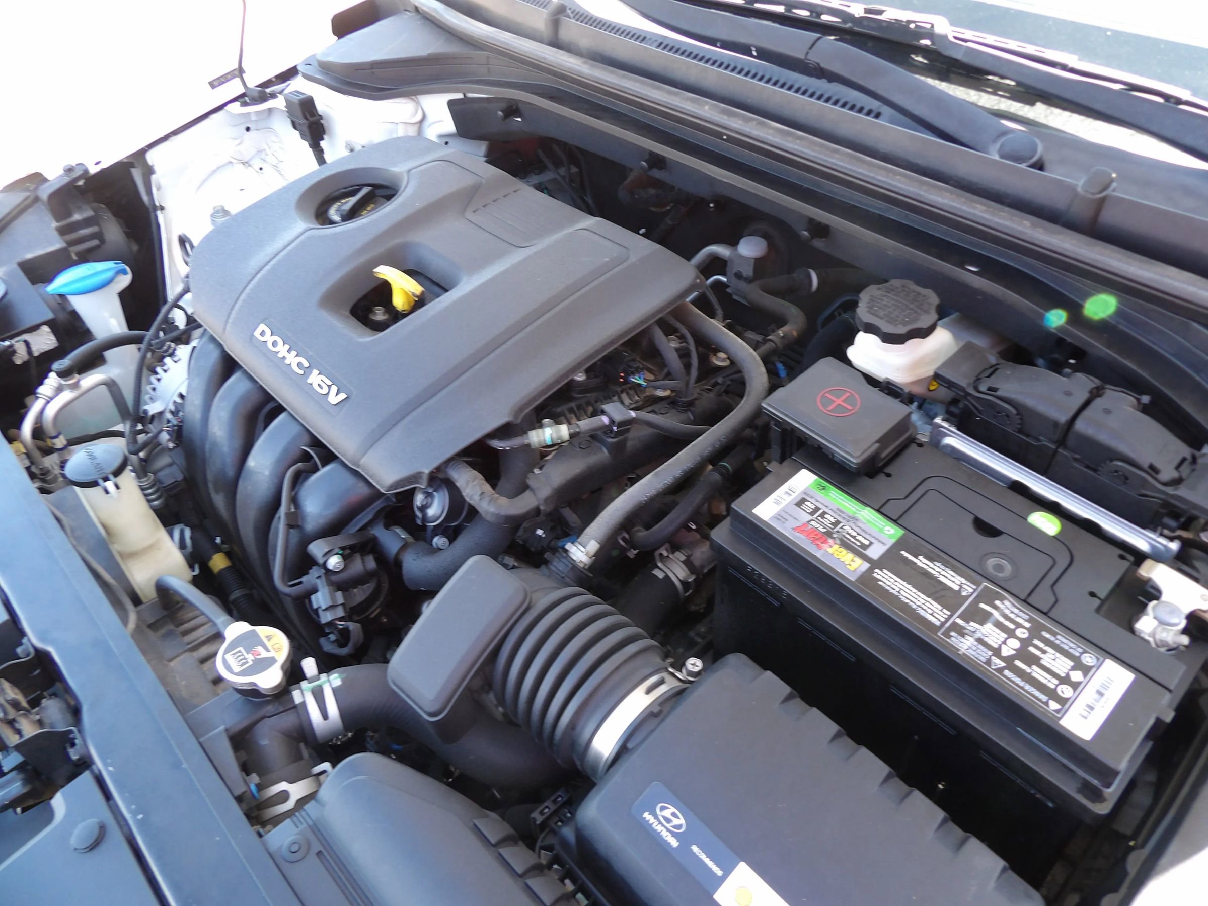 Used 2018 Hyundai Elantra SE FWD image 24