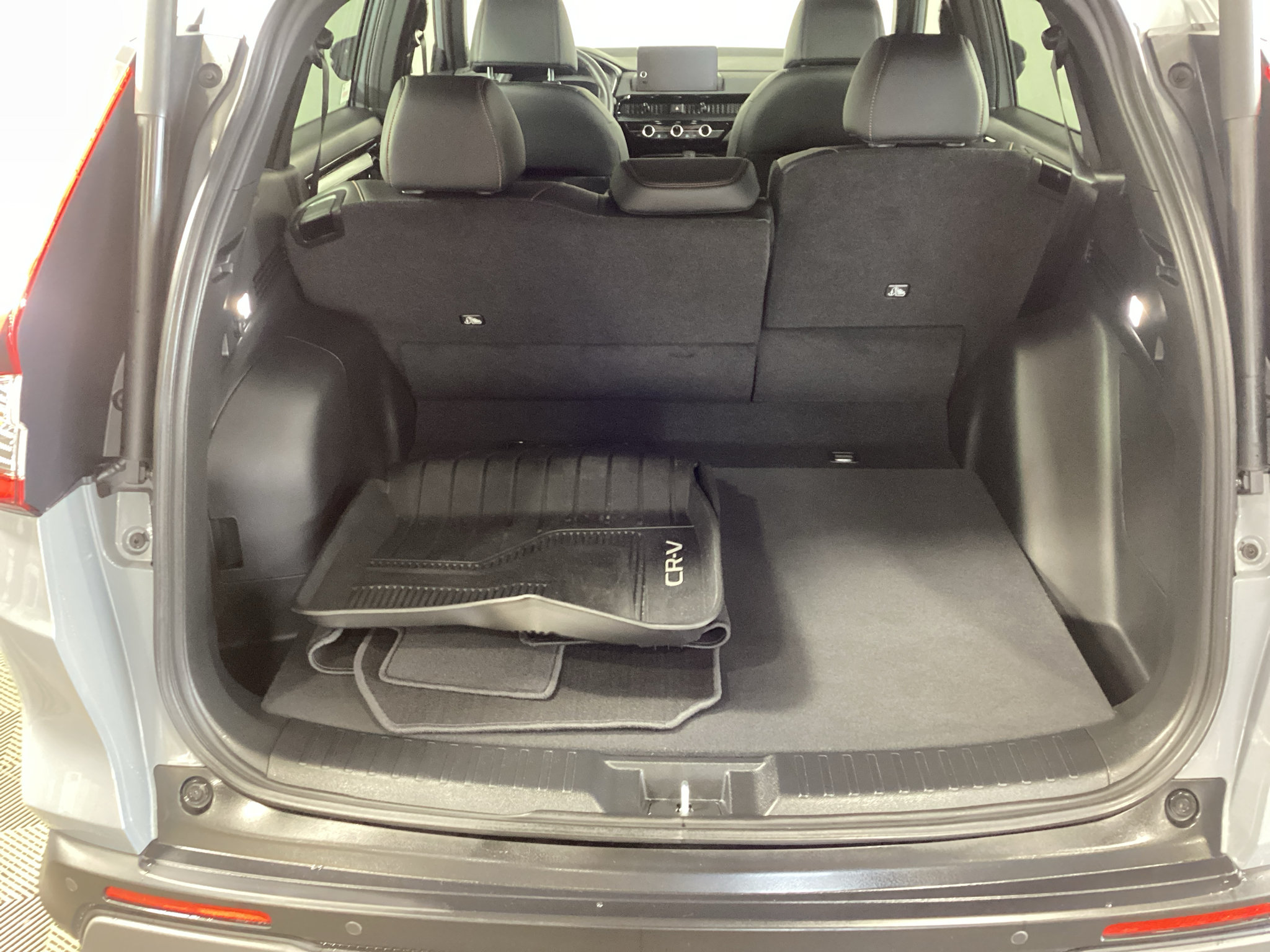 Used 2026 Honda CR-V Sport Touring image 13