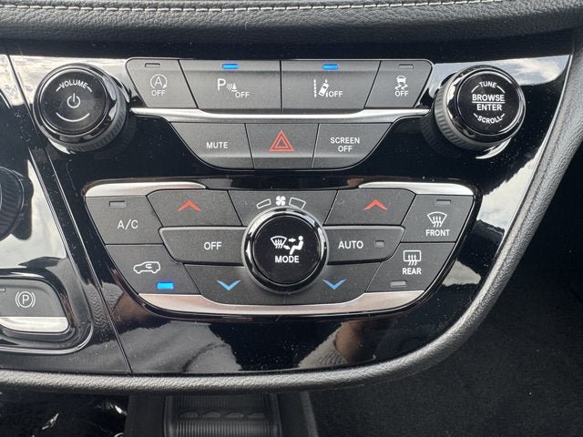 New 2027 Chrysler Pacifica Select FWD image 22