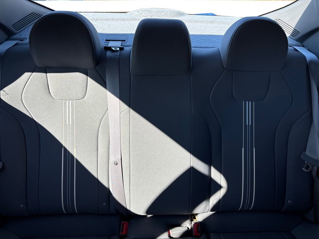 Certified 2025 Hyundai Elantra Sport image 19