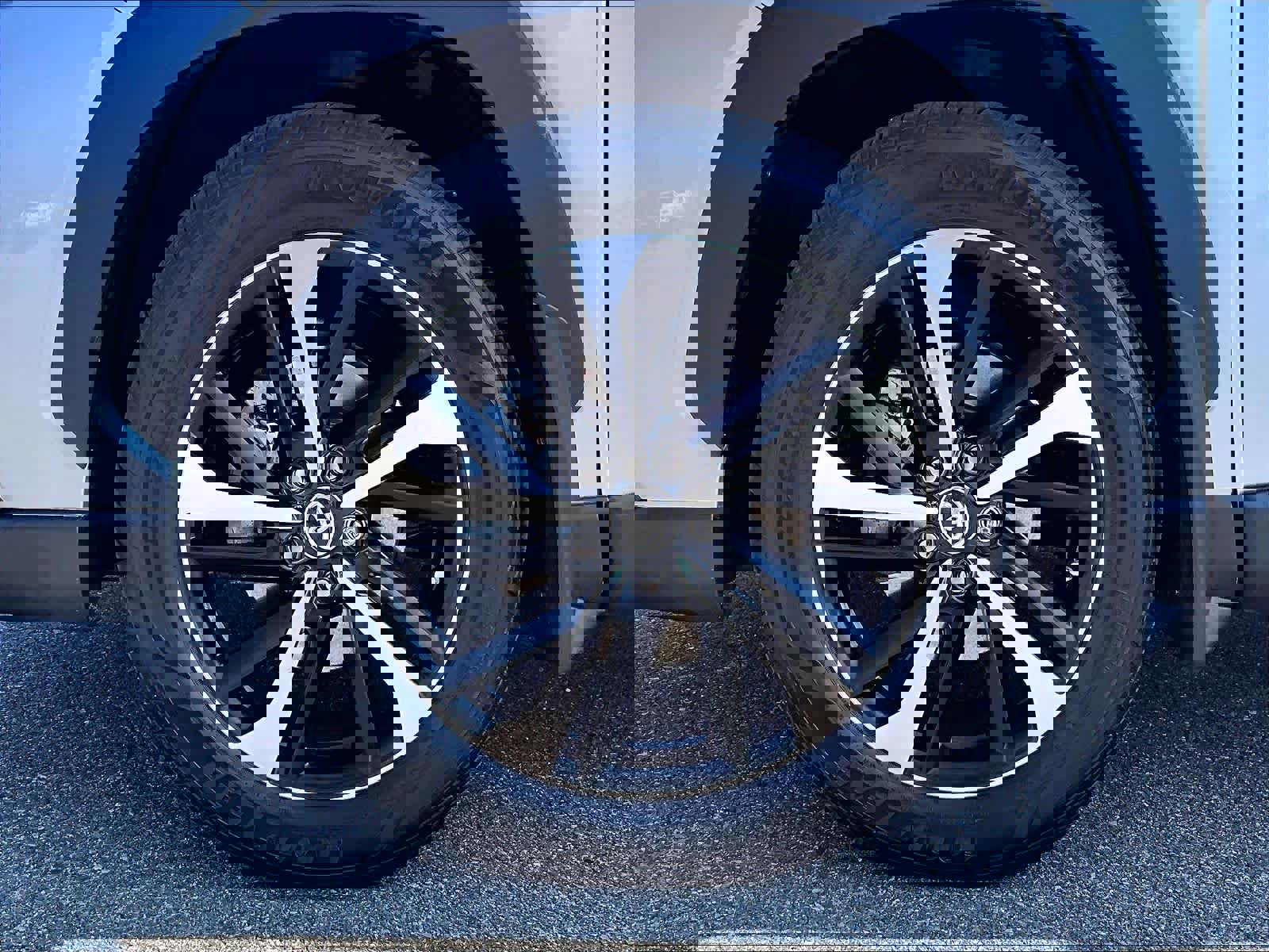 Used 2023 Toyota Corolla Cross XSE w/ Convenience Package image 7