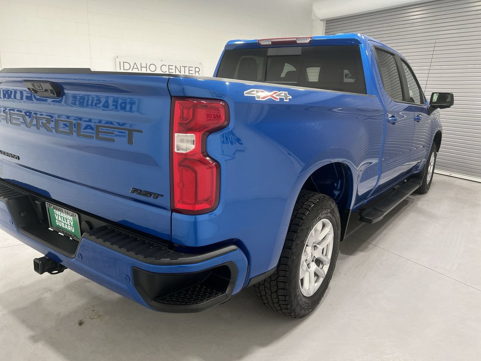 Used 2023 Chevrolet Silverado 1500 RST w/ Convenience Package II AWD/4WD image 8