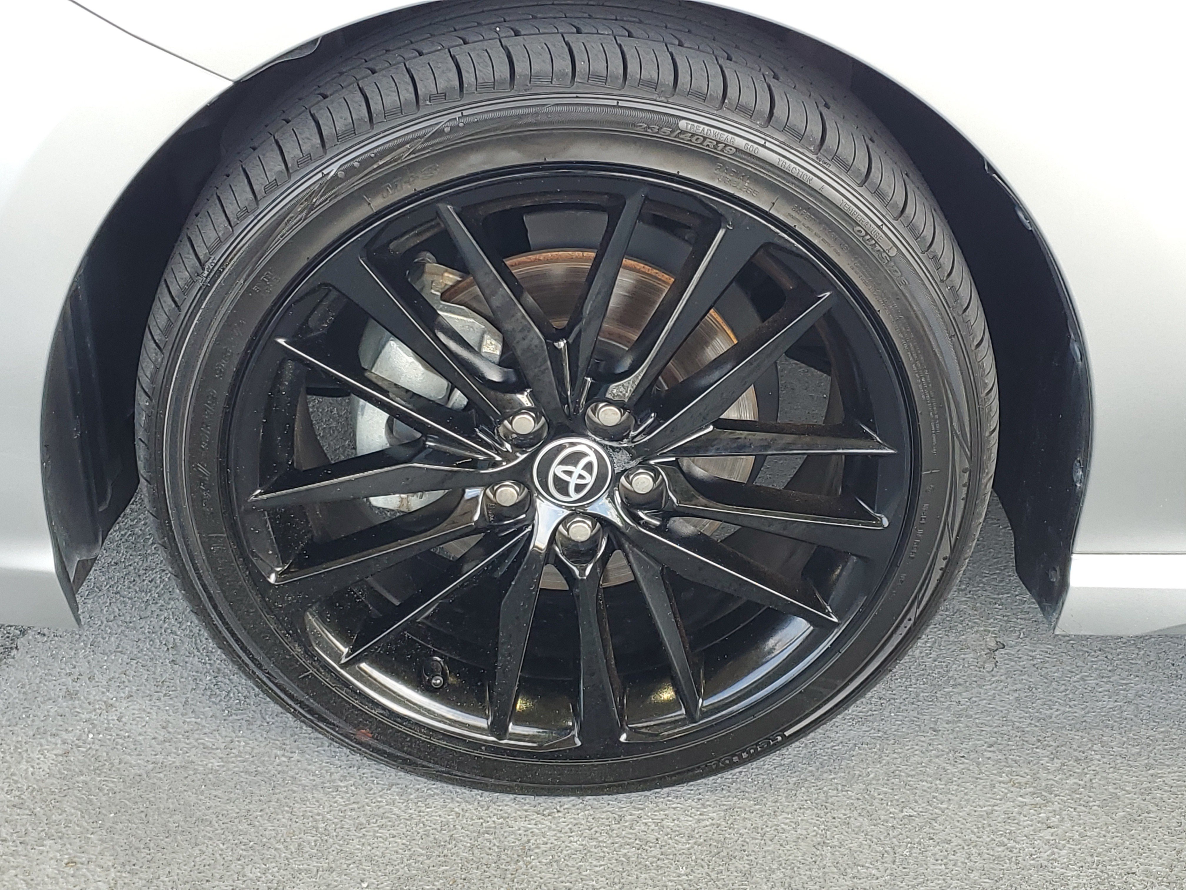 Used 2023 Toyota Camry XSE FWD image 7