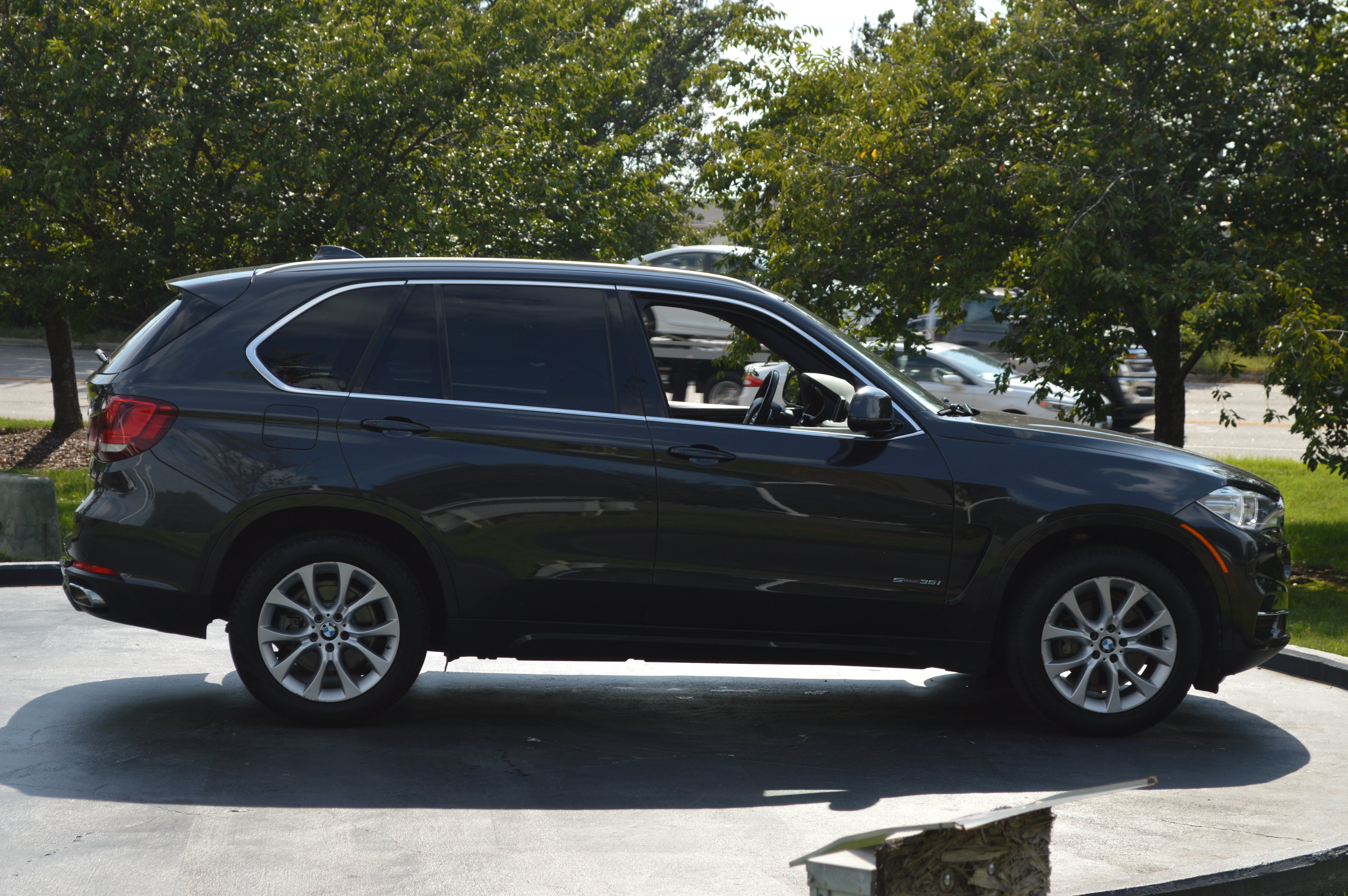 Used 2018 BMW X5 sDrive35i RWD image 12