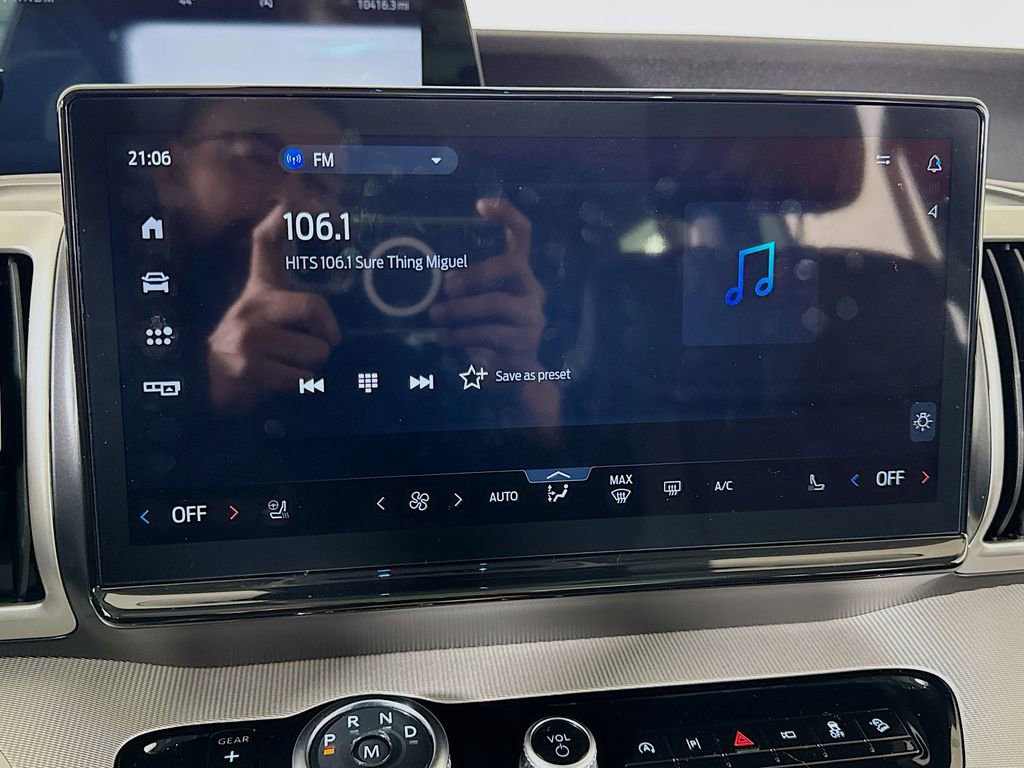 Used 2025 Ford Expedition Active image 53