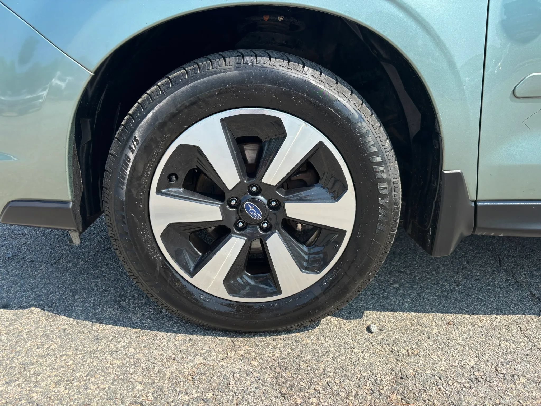 Used 2018 Subaru Forester 2.5i Limited AWD/4WD image 10