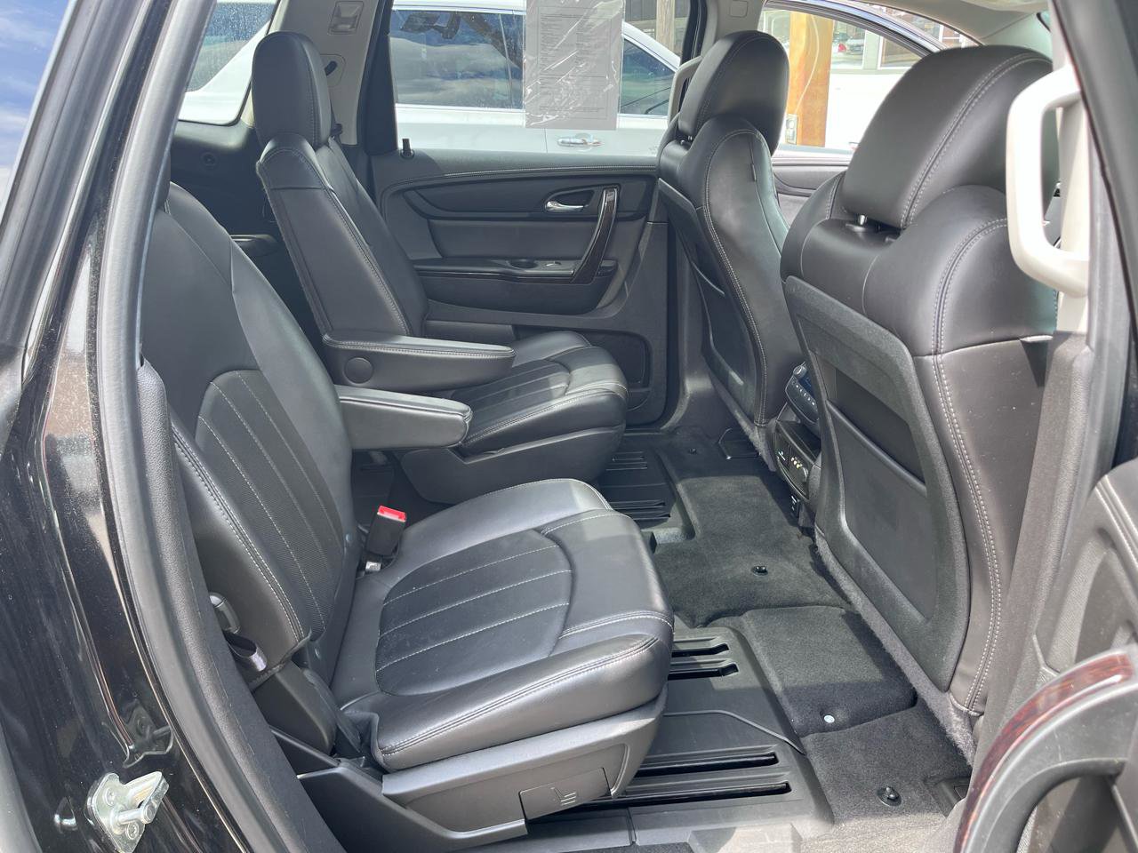 Used 2015 Chevrolet Traverse LTZ w/ LPO, 'HIT The Road' Package AWD/4WD image 16