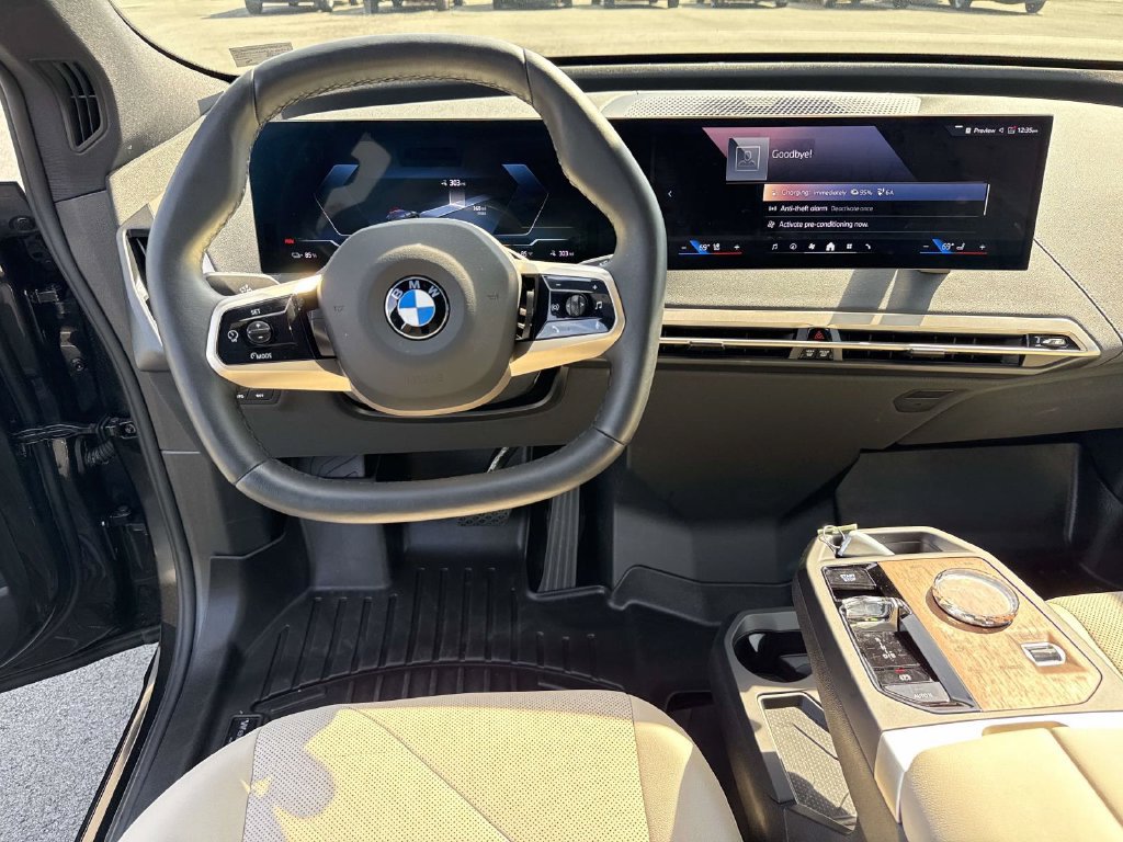 Used 2026 BMW iX xDrive60 AWD/4WD image 30