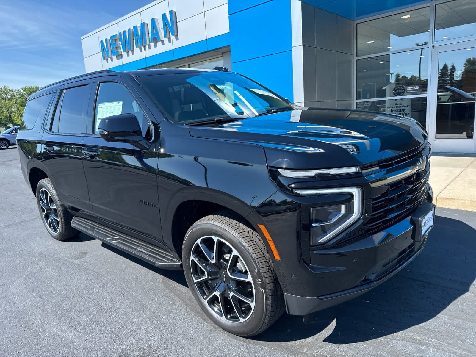 New 2026 Chevrolet Tahoe RST w/ Comfort Package AWD/4WD image 1