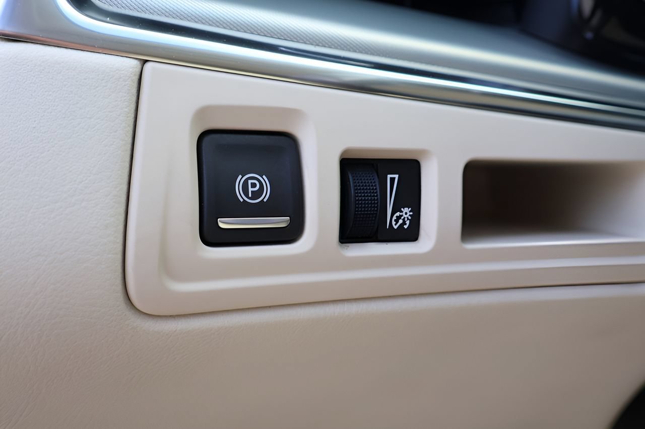 Used 2019 Cadillac XT5 Luxury AWD/4WD image 19