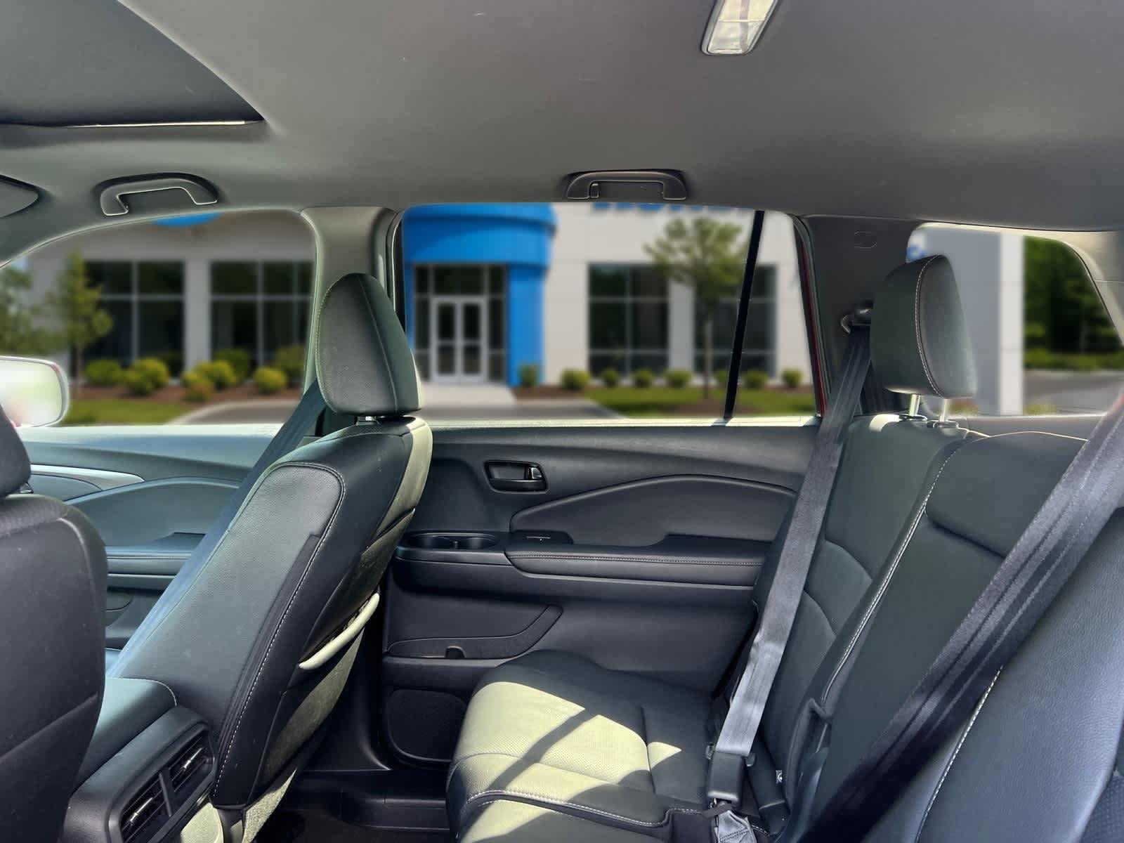 Used 2025 Honda Passport EX-L image 26