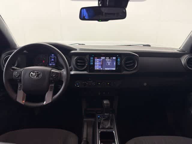 Used 2019 Toyota Tacoma TRD Off-Road AWD/4WD image 32