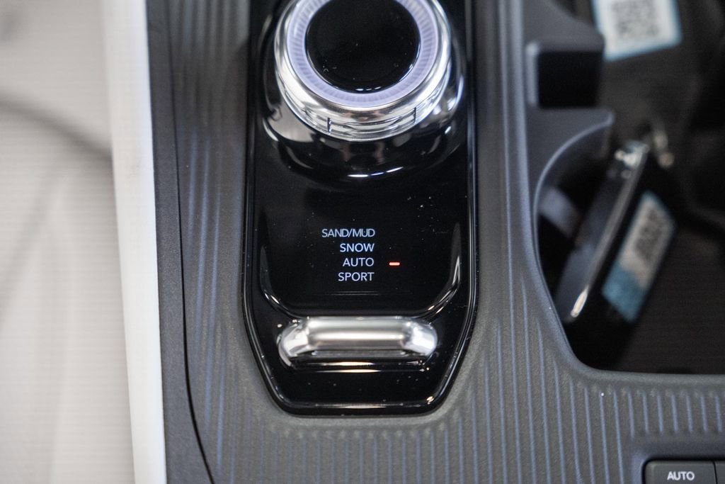 New 2026 Jeep Cherokee Overland image 25