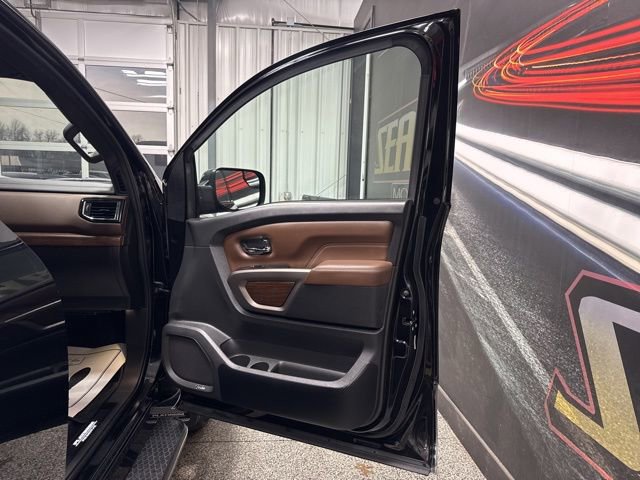 Used 2023 Nissan Titan Platinum Reserve w/ Moonroof Package image 30
