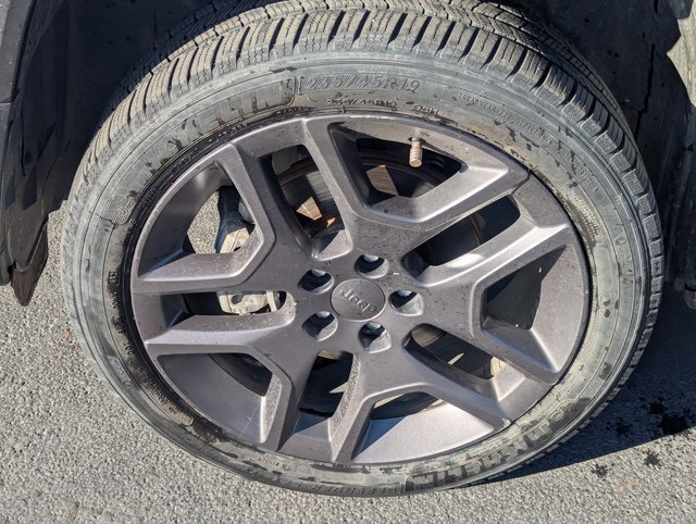 Used 2020 Jeep Renegade Altitude image 12