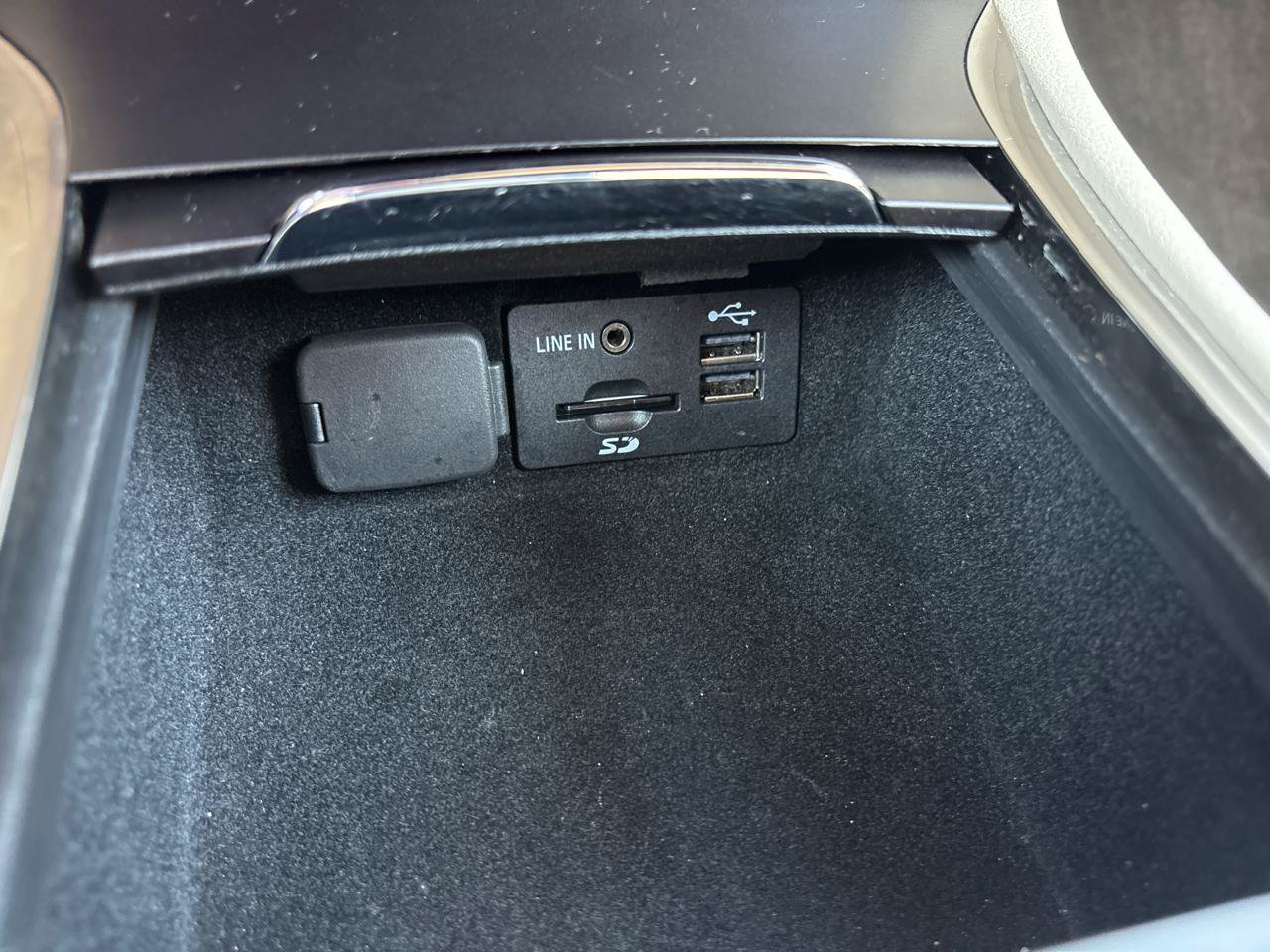 Used 2015 Lincoln MKC AWD w/ Equipment Group 102A Reserve image 21