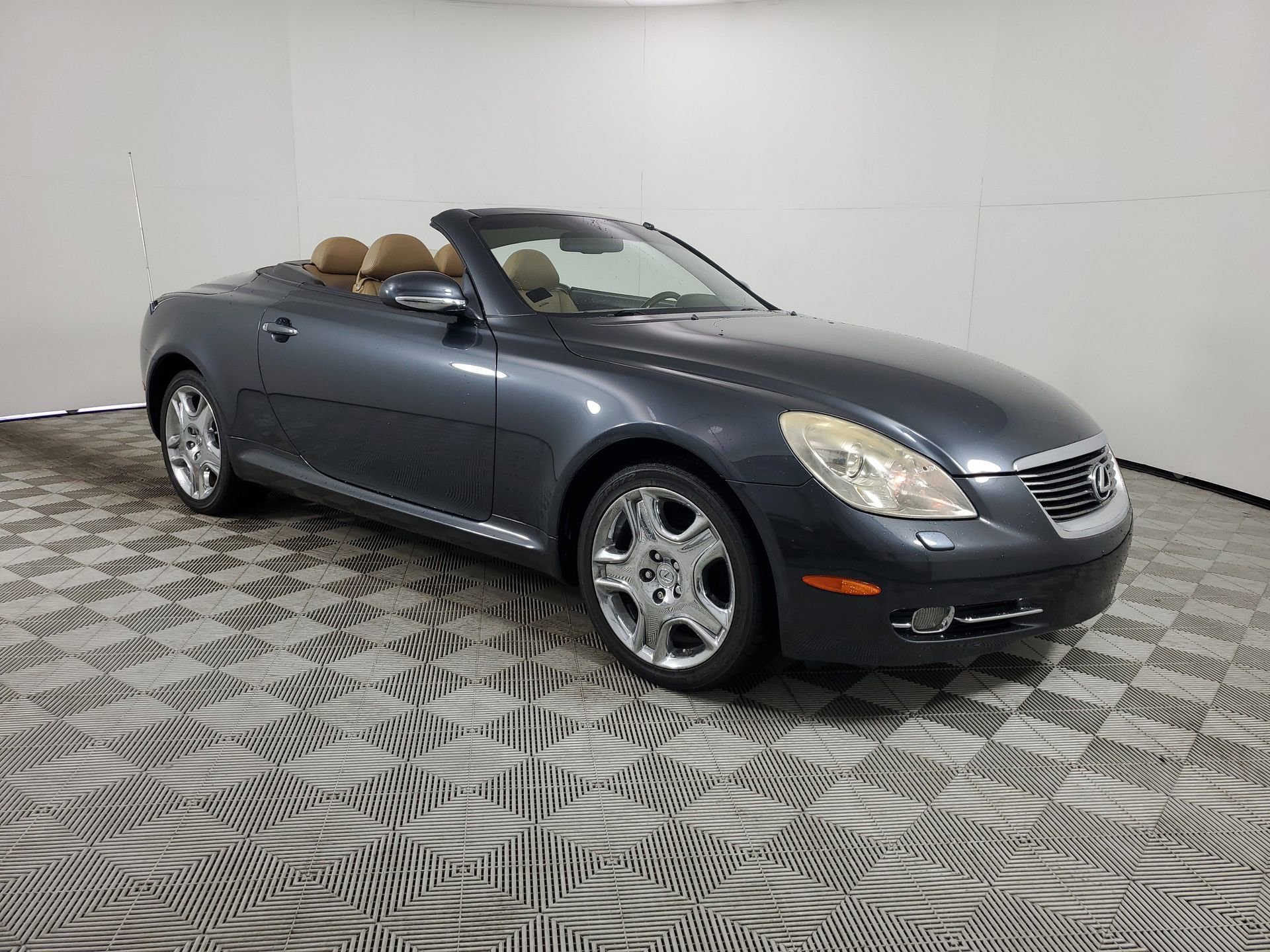 Used 2006 Lexus SC 430 Convertible image 1