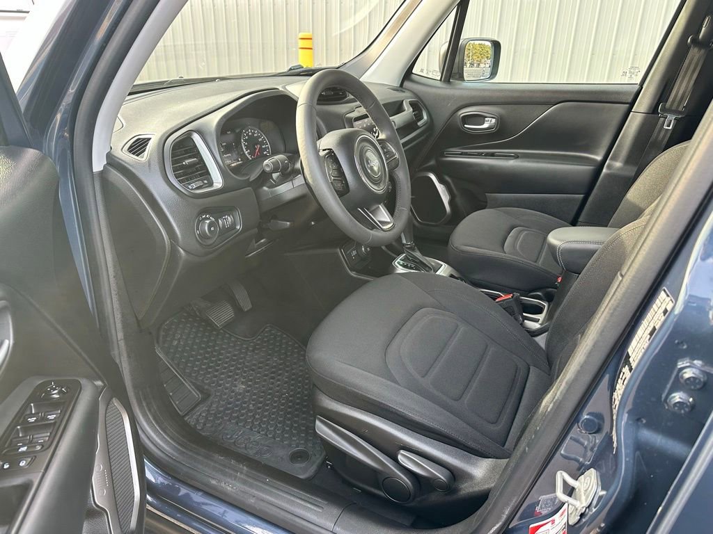 Used 2022 Jeep Renegade Latitude image 14