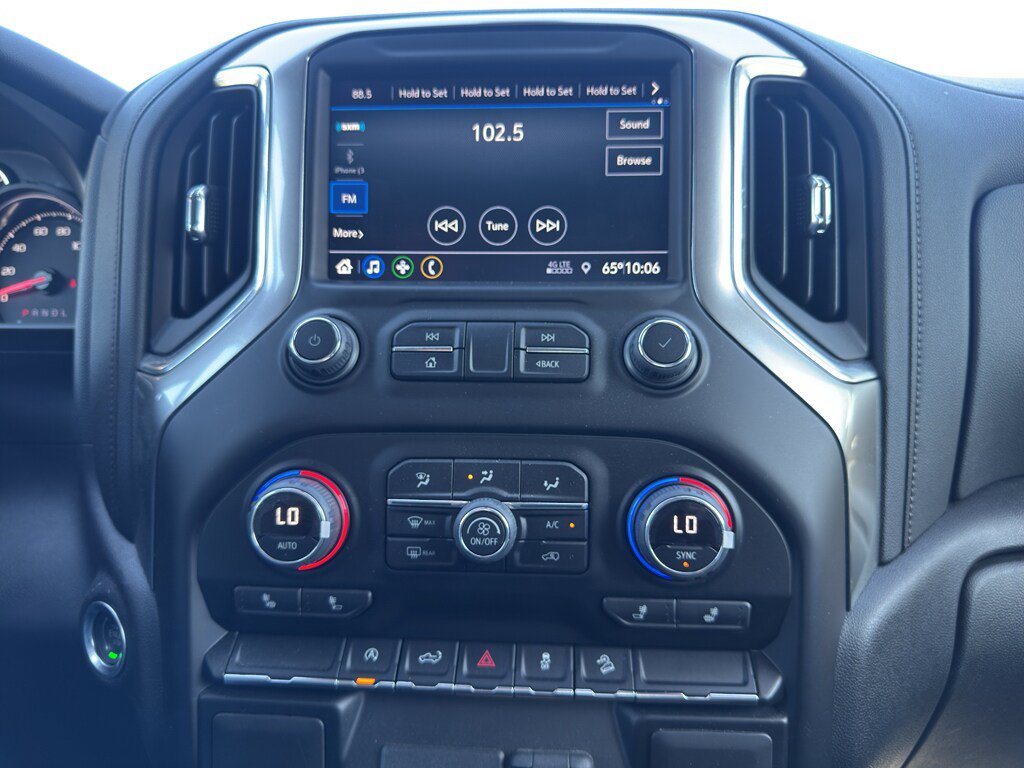Used 2022 Chevrolet Silverado 1500 RST w/ Z71 Off-Road Package AWD/4WD image 15