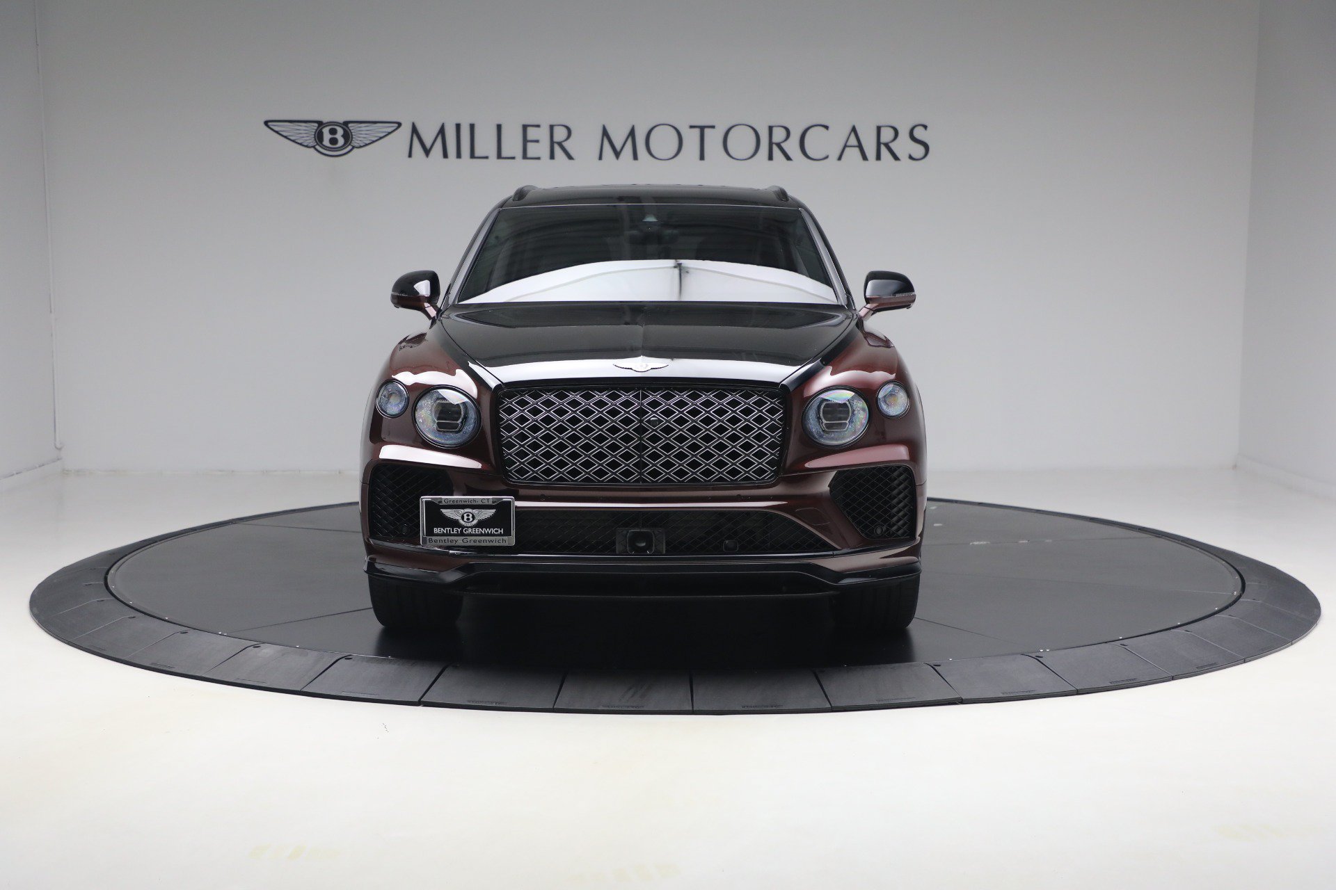Certified 2024 Bentley Bentayga Extended Wheelbase AWD/4WD image 12