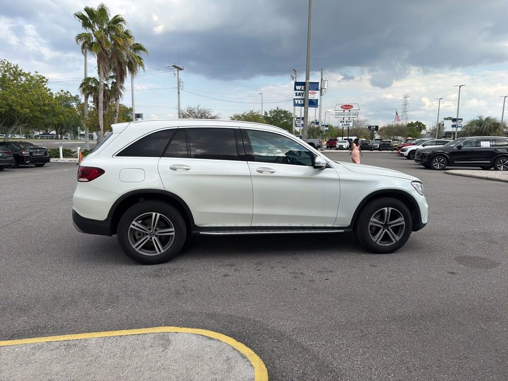 Used 2020 Mercedes-Benz GLC 300 4MATIC w/ Multimedia Package image 4