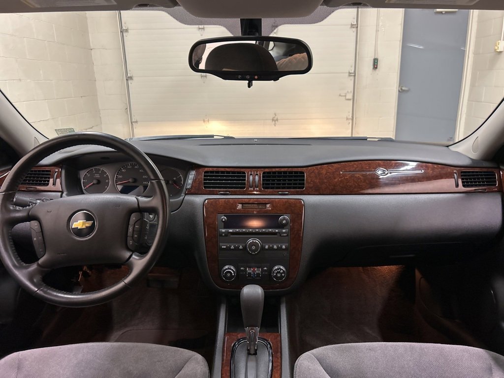 Used 2011 Chevrolet Impala LT image 17