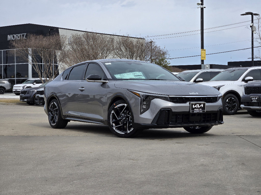 New 2026 Kia K4 GT-Line image 1