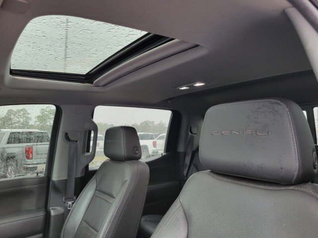 Used 2021 GMC Sierra 1500 Denali w/ Denali Premium Package image 24