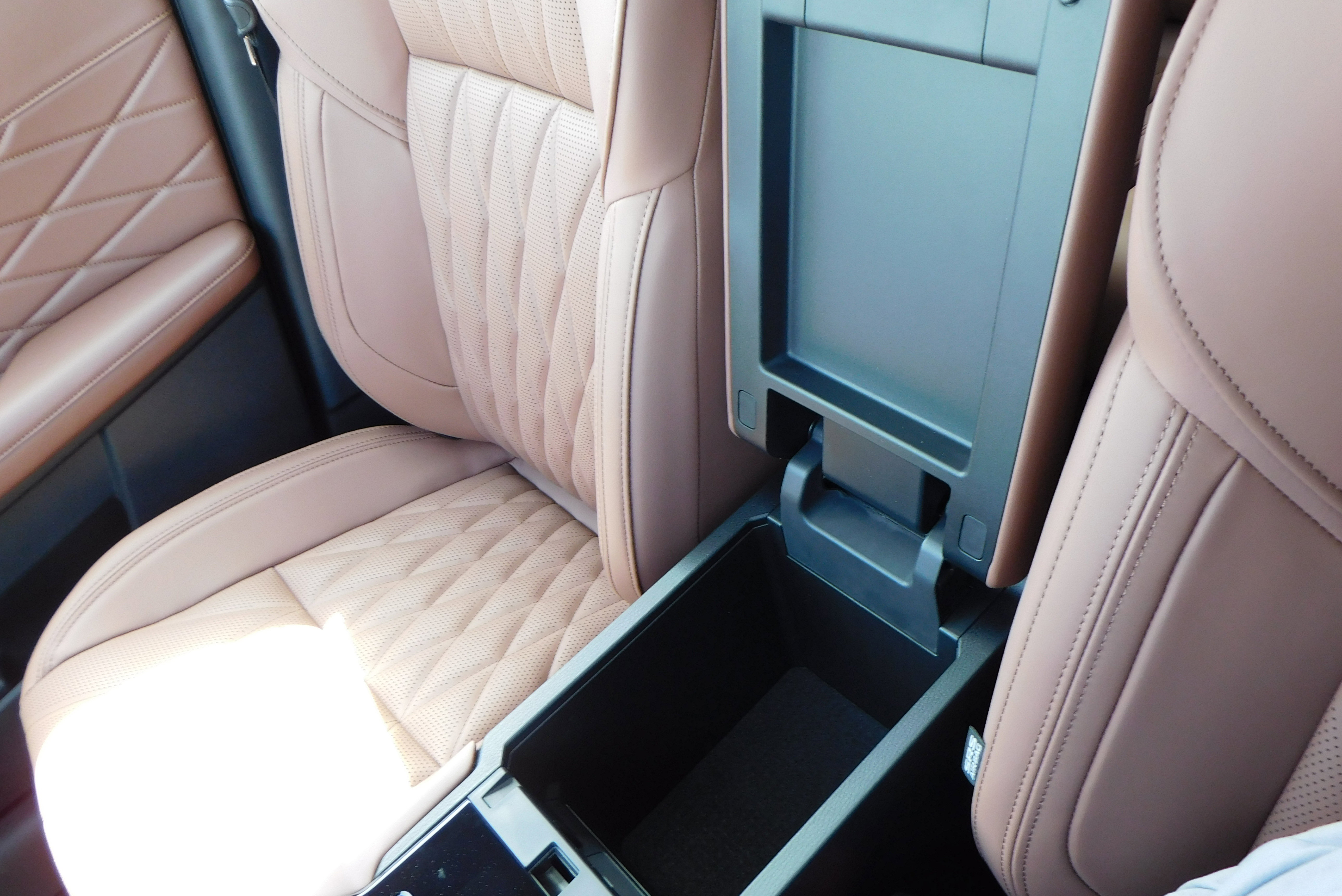 Used 2025 Mitsubishi Outlander SEL image 34