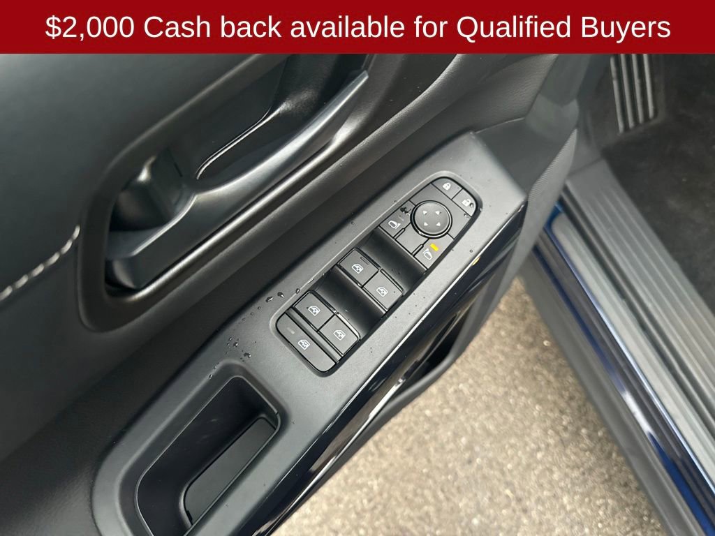 New 2026 Nissan Pathfinder SV image 12