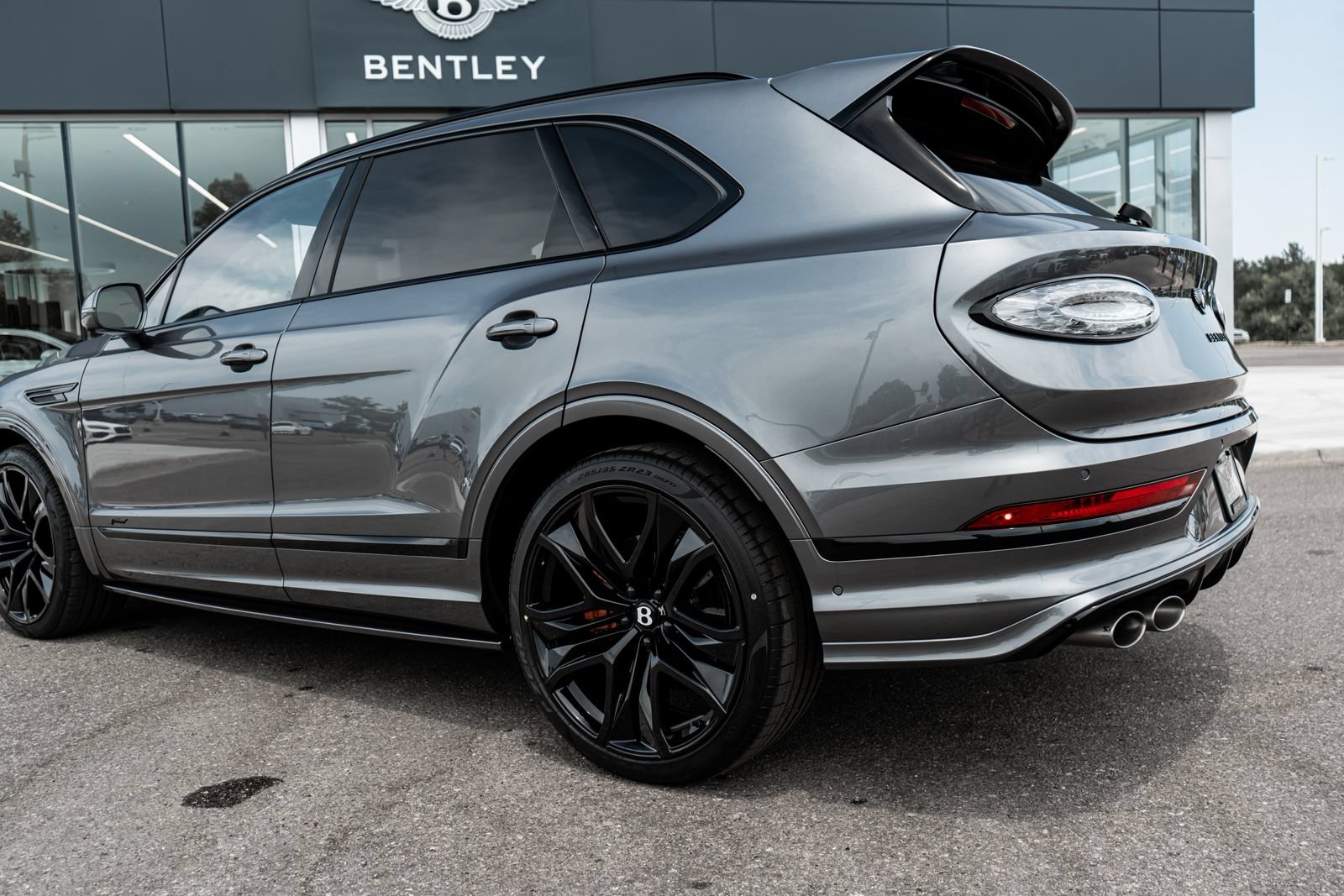 New 2026 Bentley Bentayga Speed AWD/4WD image 9