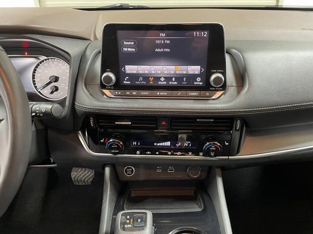 Used 2021 Nissan Rogue SV AWD/4WD image 16