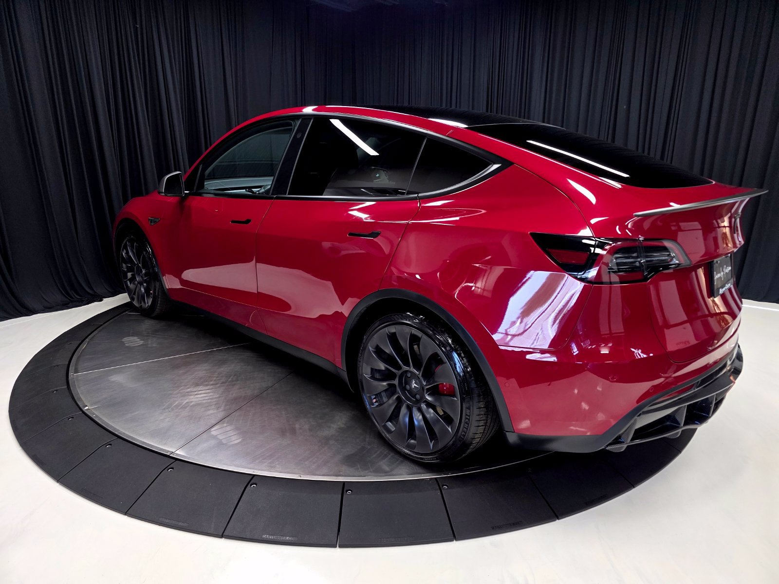 Used 2022 Tesla Model Y Performance AWD/4WD image 11