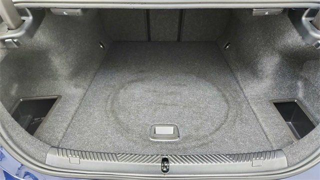 Used 2025 BMW i5 eDrive40i w/ M Sport Package image 15