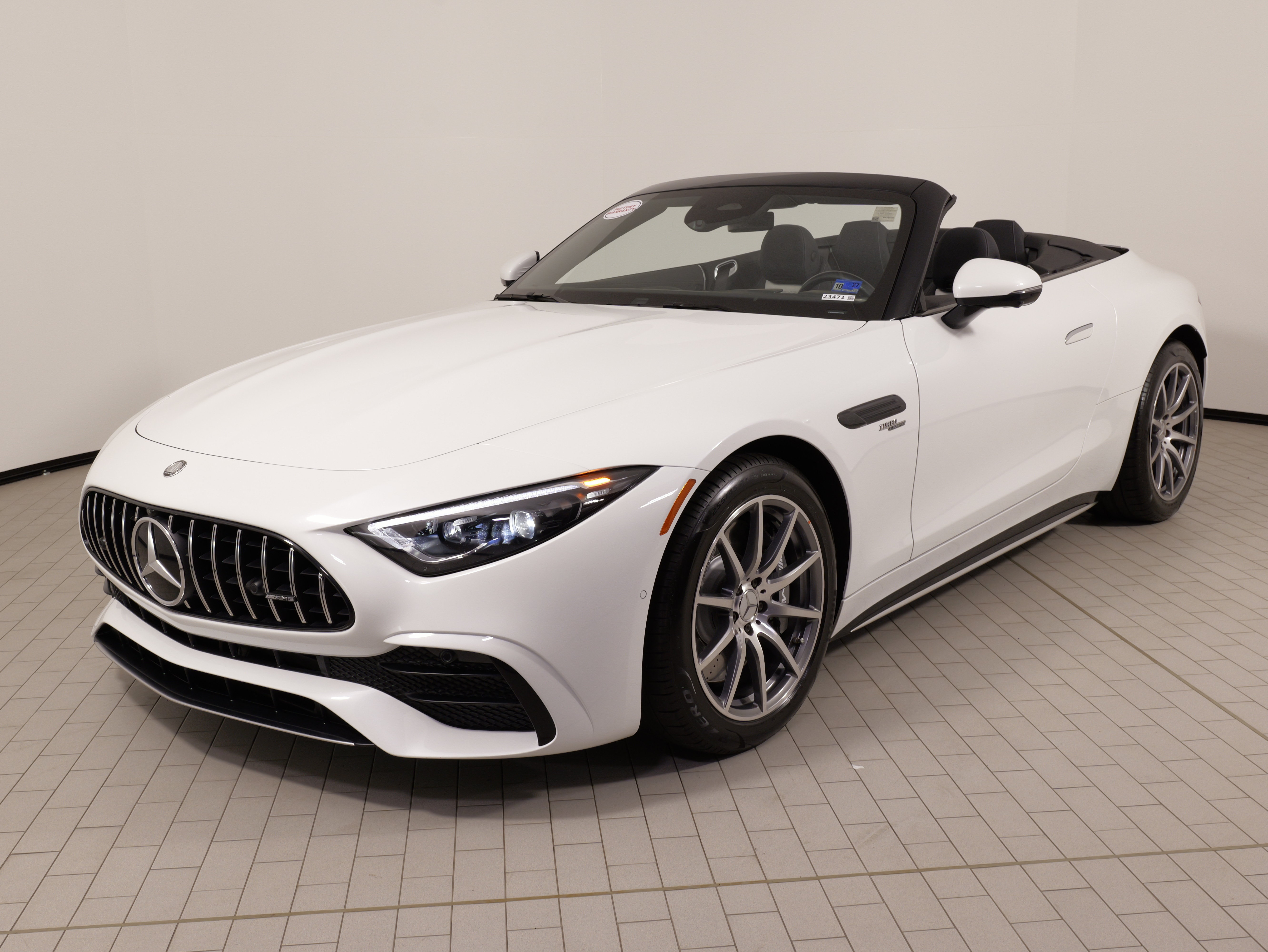 Used 2023 Mercedes-Benz SL 43 AMG image 5