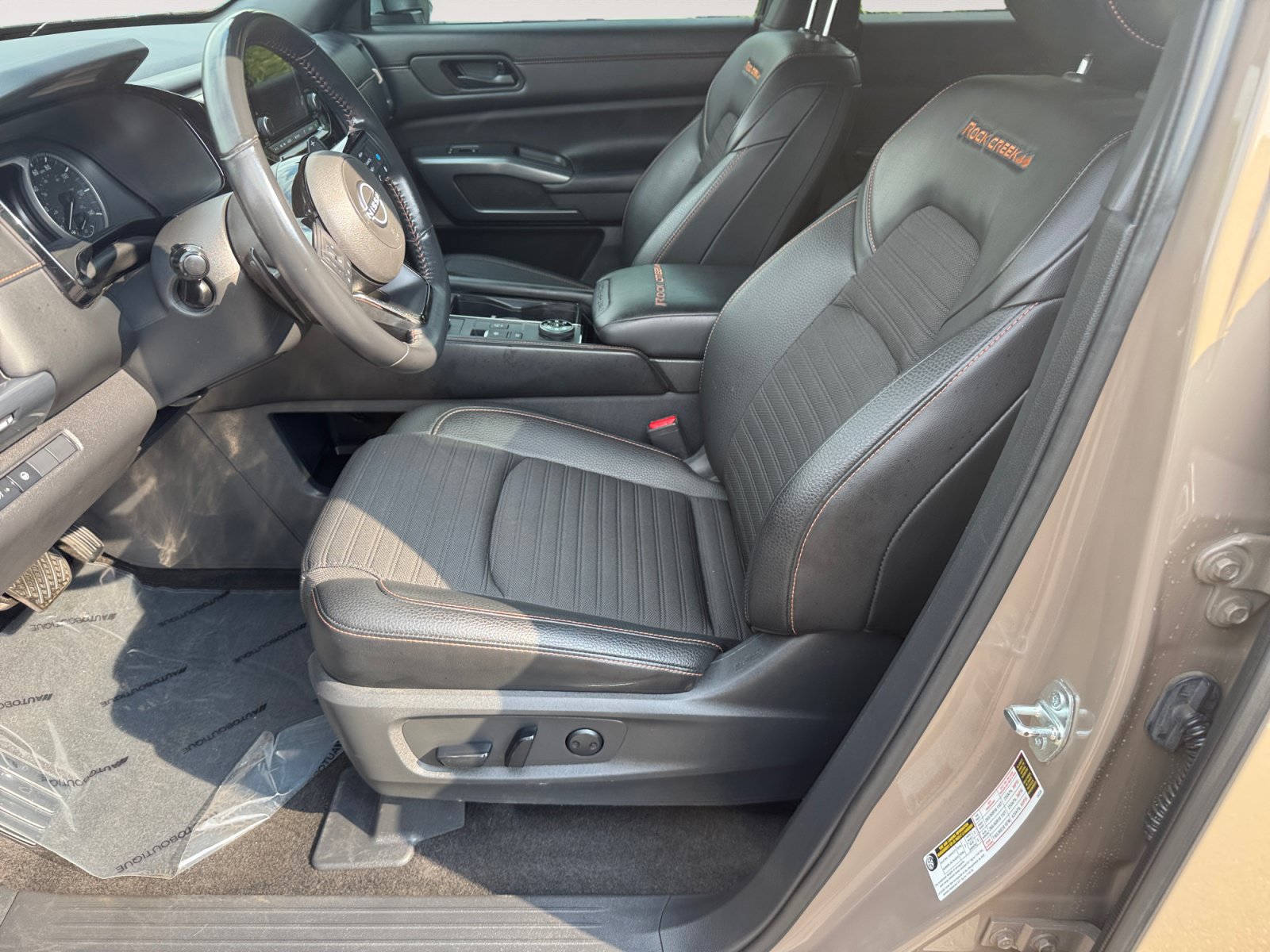 Used 2023 Nissan Pathfinder Rock Creek AWD/4WD image 9