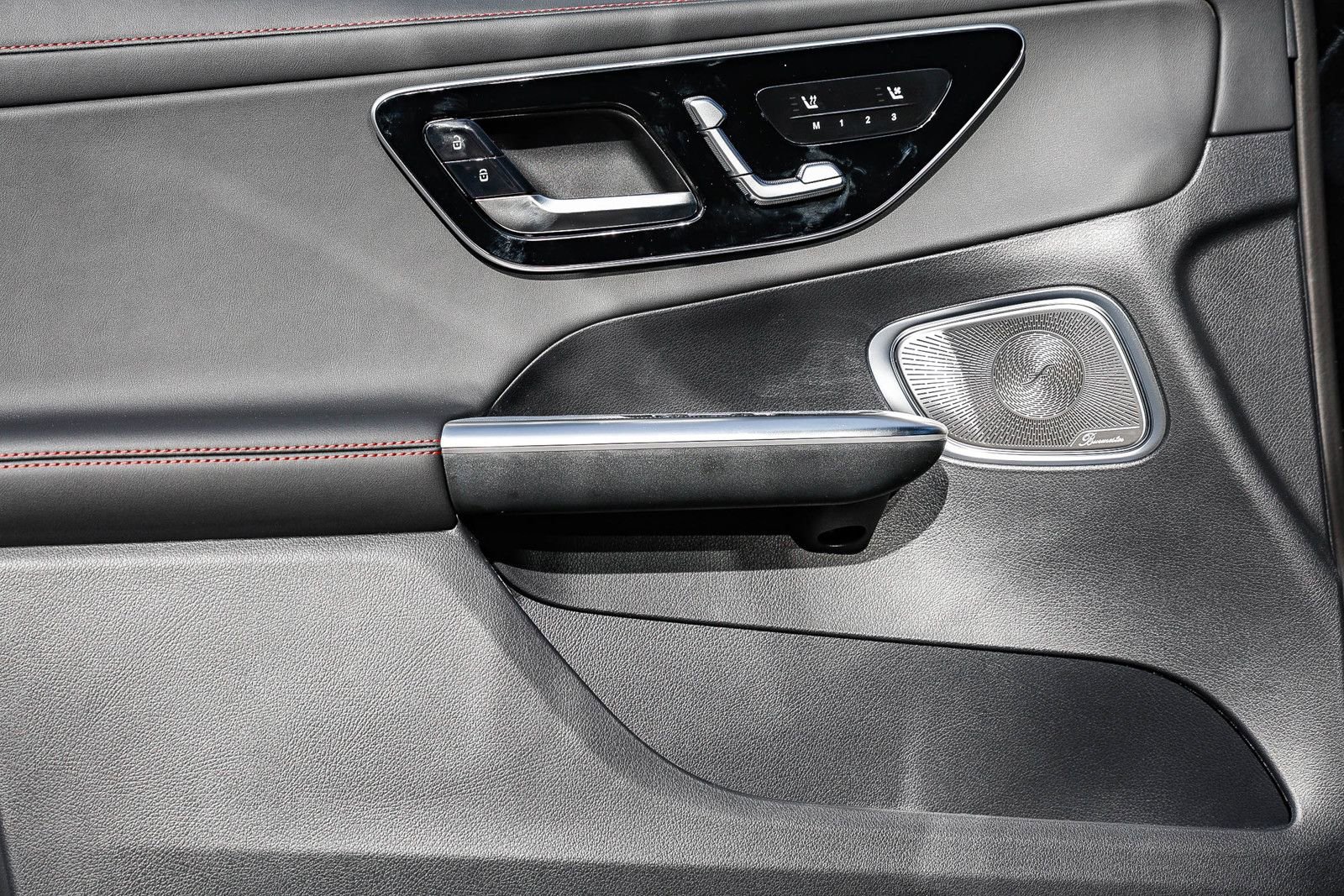 New 2026 Mercedes-Benz GLC 43 AMG 4MATIC image 21