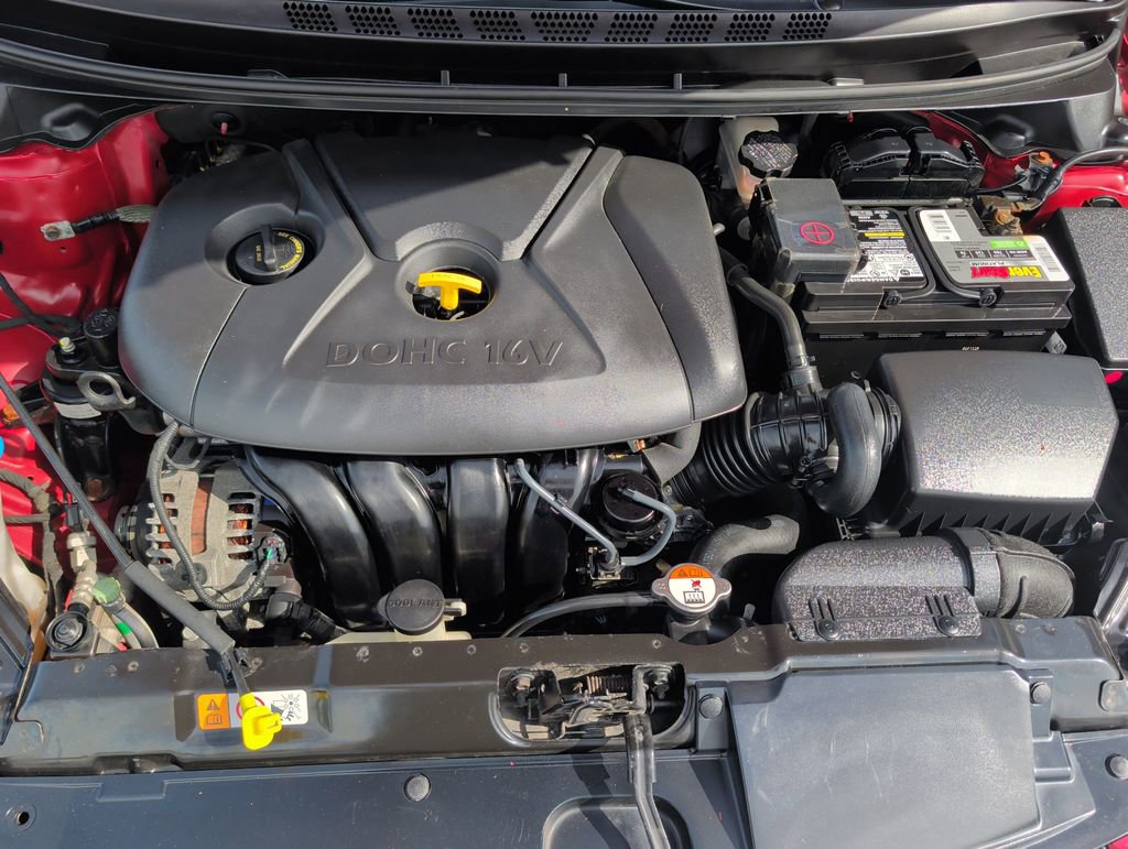 Used 2016 Hyundai Elantra SE FWD image 21