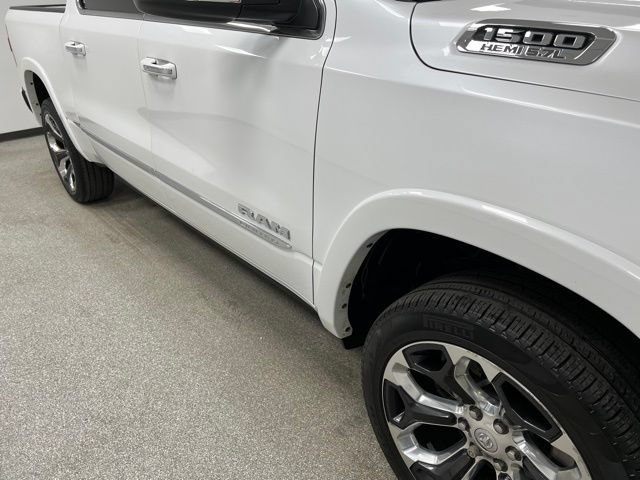 Used 2022 RAM 1500 Limited w/ Body-Colour Bumper Group AWD/4WD image 12
